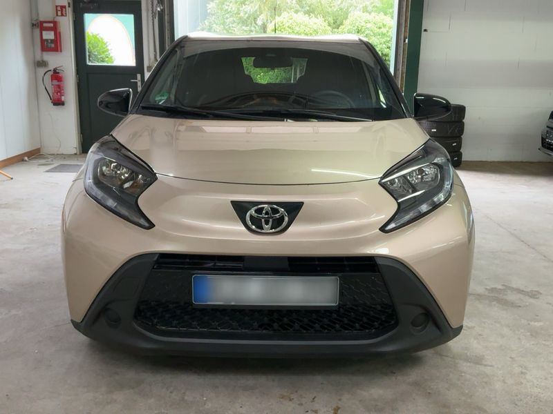Toyota Aygo X 1.0 VVT-i Design — zdjęcie 9
