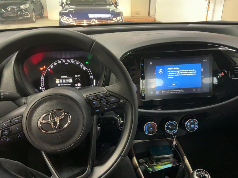 Toyota Aygo X 1.0 VVT-i Design — zdjęcie 12