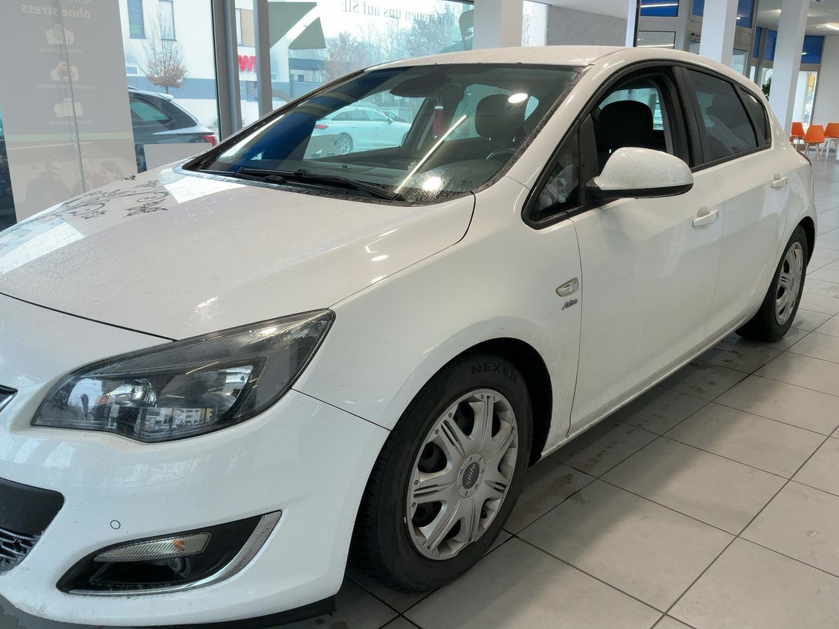 Opel Astra 1.4 Turbo Active