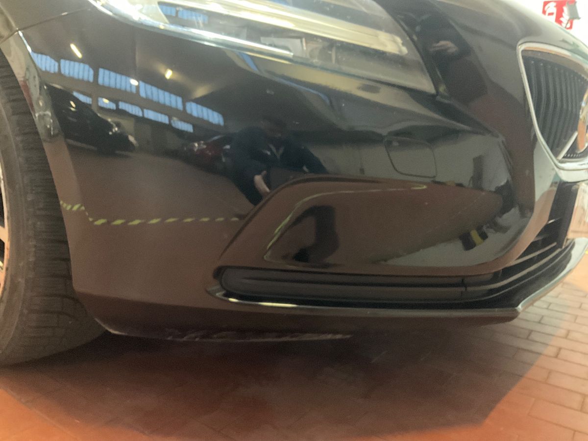 Volvo V40 2019 — photo 42