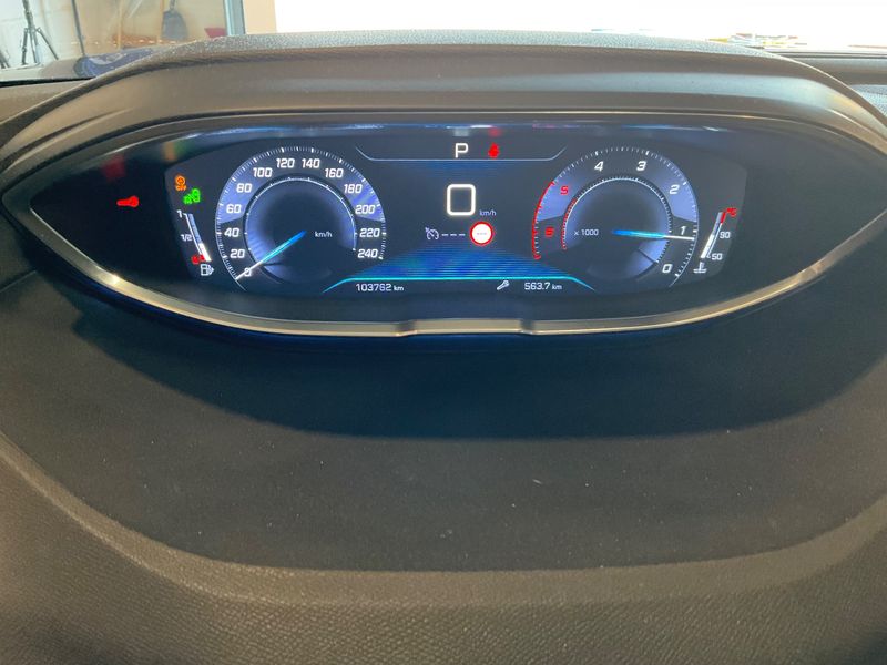 Peugeot 3008 1.6 Blue-HDi GT Line — zdjęcie 13