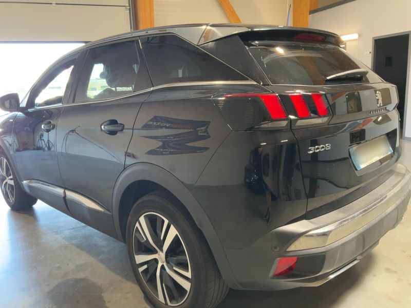 Peugeot 3008 1.6 Blue-HDi GT Line — zdjęcie 3