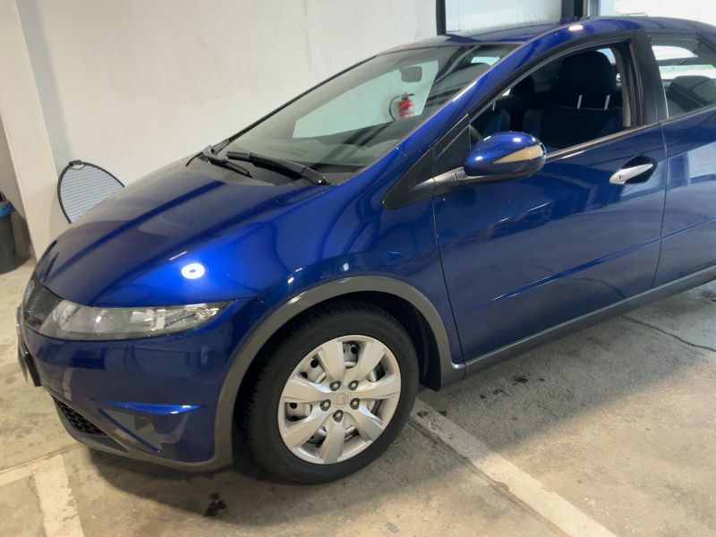 Honda Civic 1.4 Comfort — zdjęcie 2