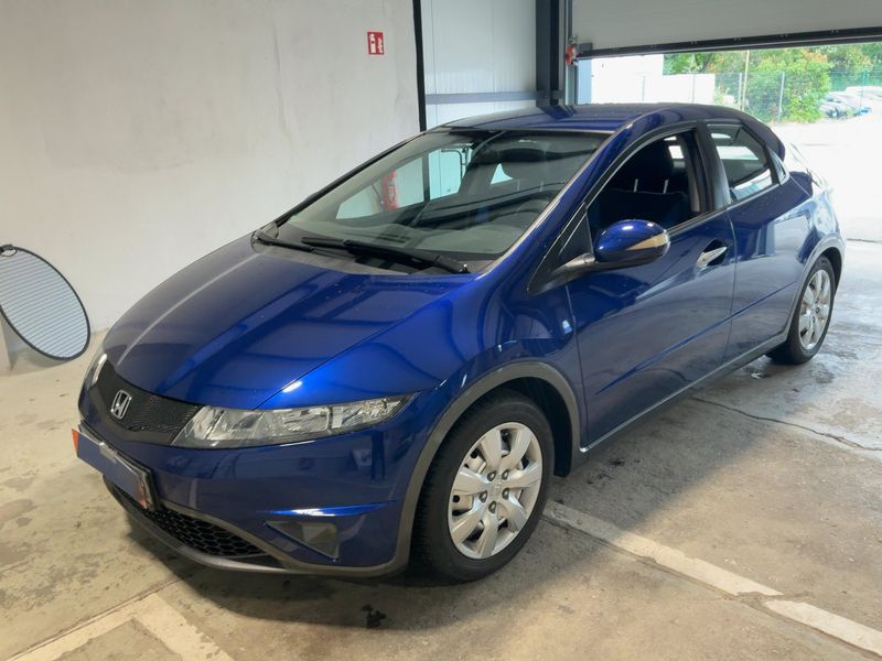 Honda Civic 1.4 Comfort — zdjęcie 1