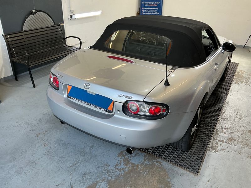 Mazda MX-5 1.8 Energy — zdjęcie 2