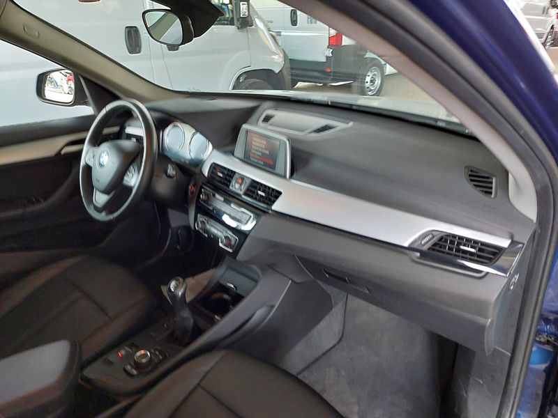 BMW X1 sDrive 16d — zdjęcie 11