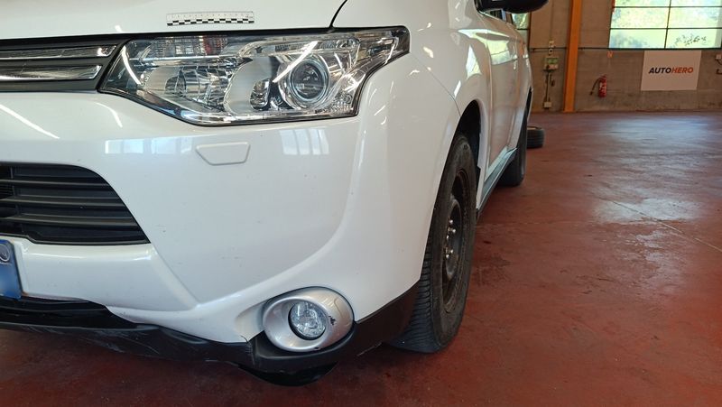 Mitsubishi Outlander 2.2 DI-D Instyle ClearTec 4WD 2015 – снимка 33