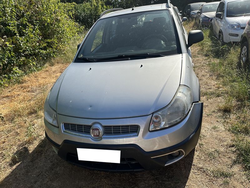 Fiat Sedici 1.6 Dynamic 4x4 — zdjęcie 7