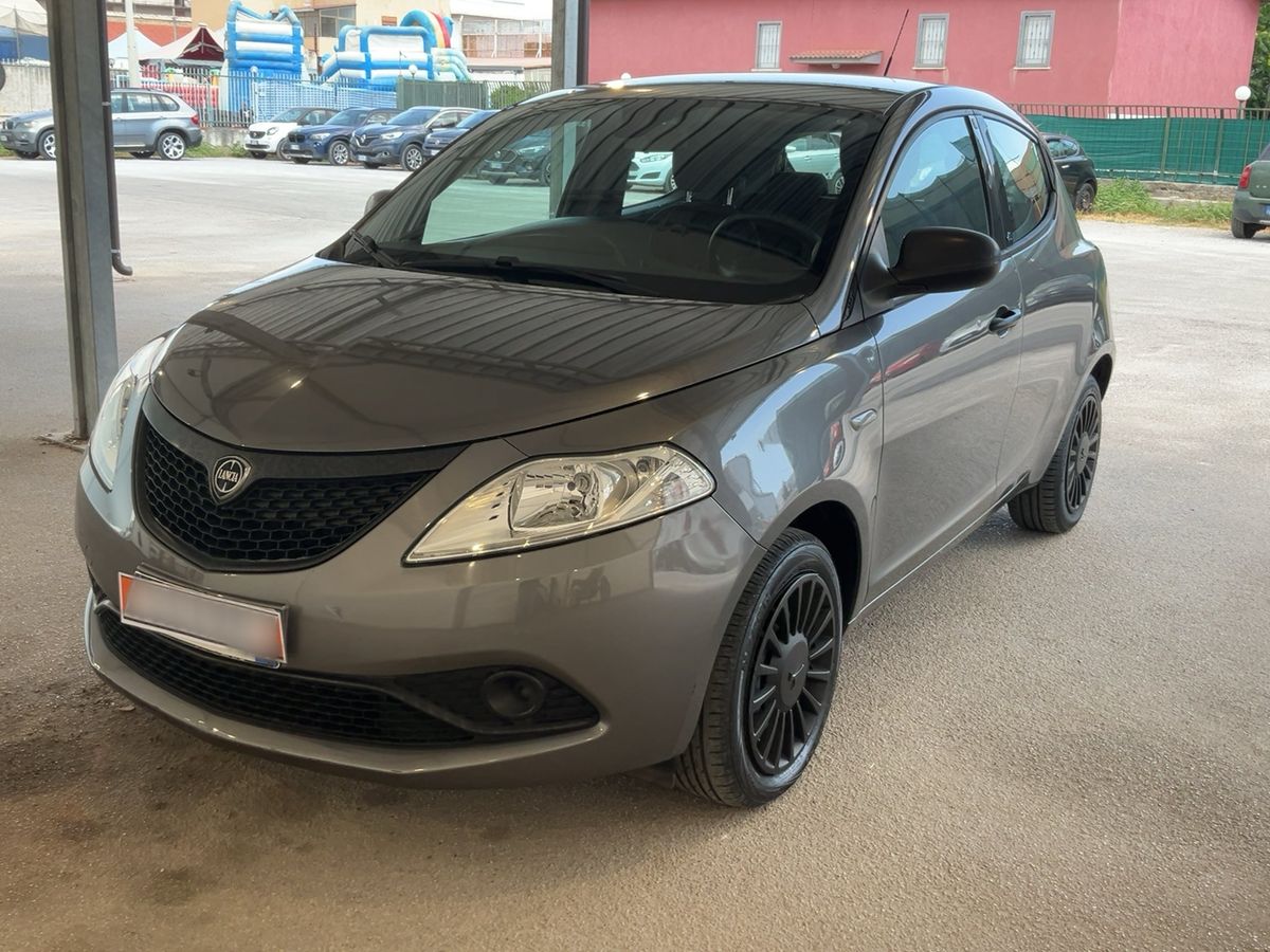 Lancia Ypsilon 2019