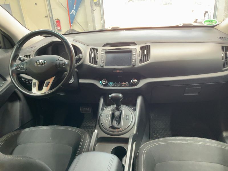 Kia Sportage 2.0 CRDi Dream Team 4WD 2014 – снимка 17