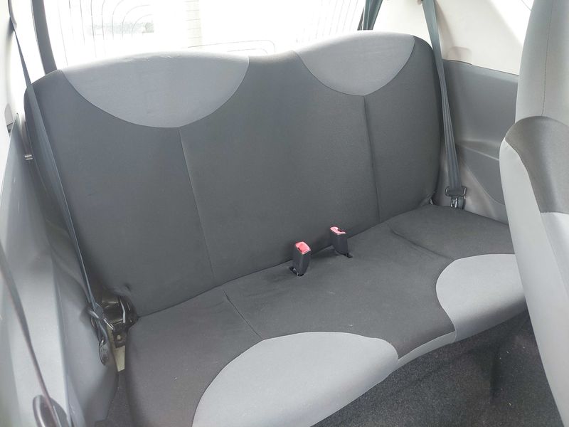 Peugeot 107 1.0 Urban 2009 – снимка 13