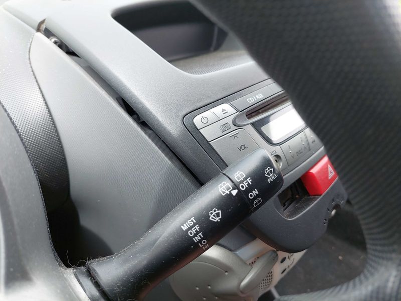 Peugeot 107 1.0 Urban 2009 – снимка 49