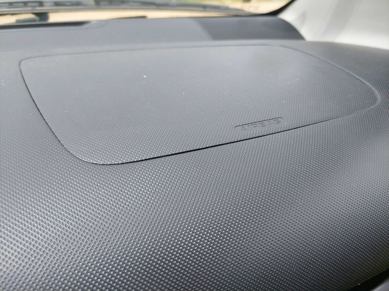 Peugeot 107 1.0 Urban 2009 – снимка 60