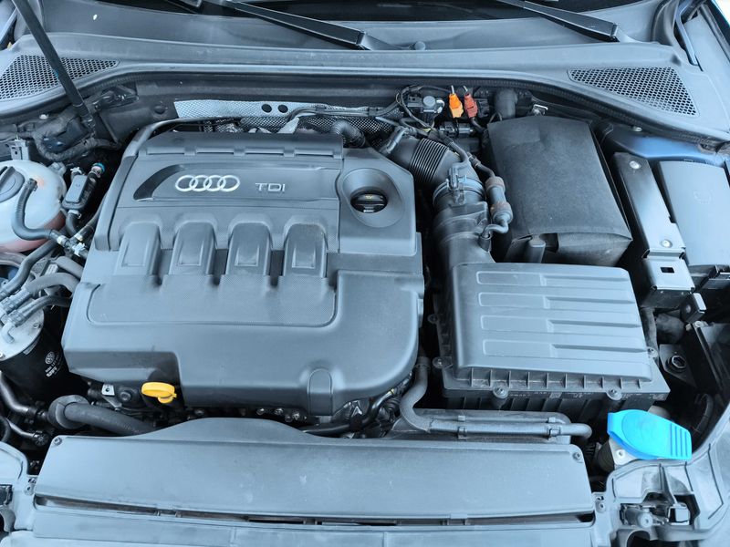 Audi A3 Limousine 2.0 TDI Ambition — zdjęcie 8