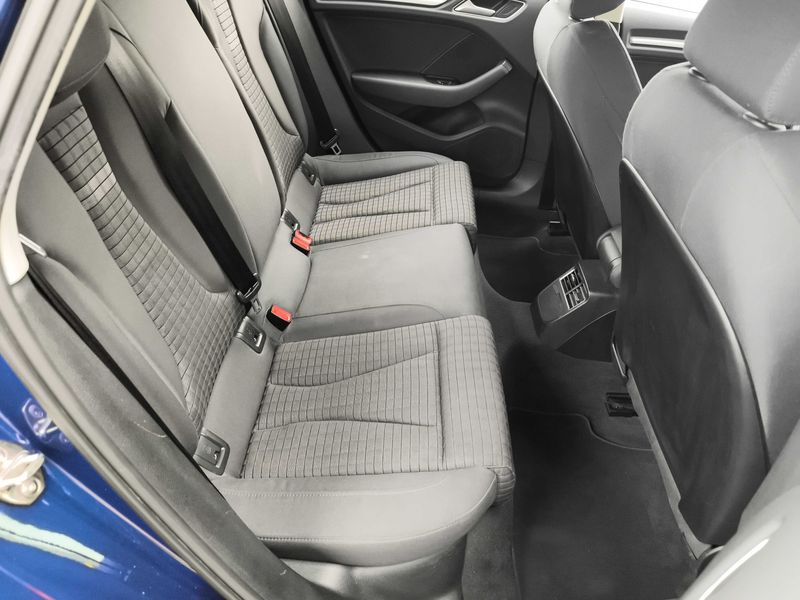 Audi A3 Limousine 2.0 TDI Ambition — zdjęcie 14
