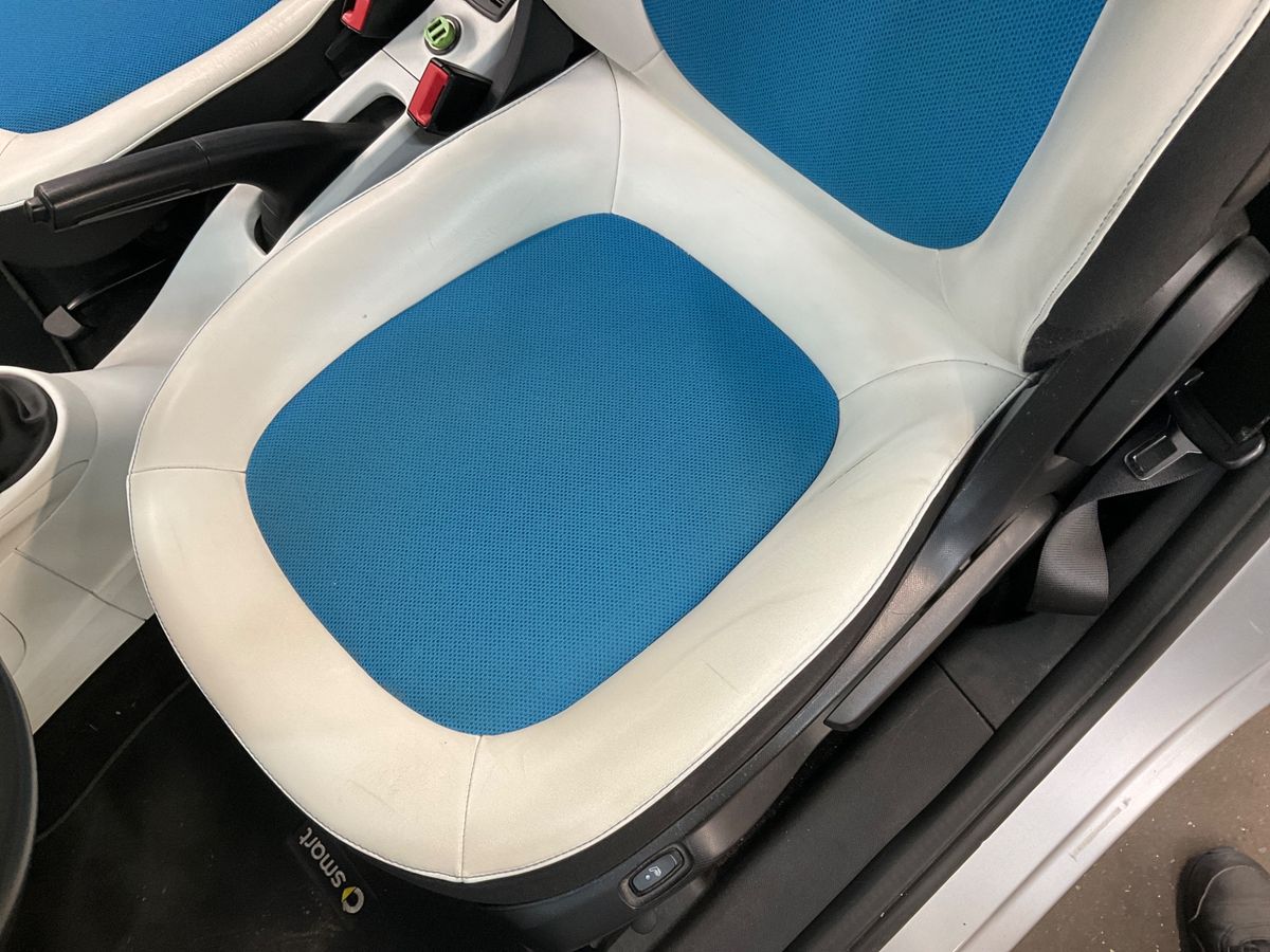 Smart fortwo 2015 — photo 25