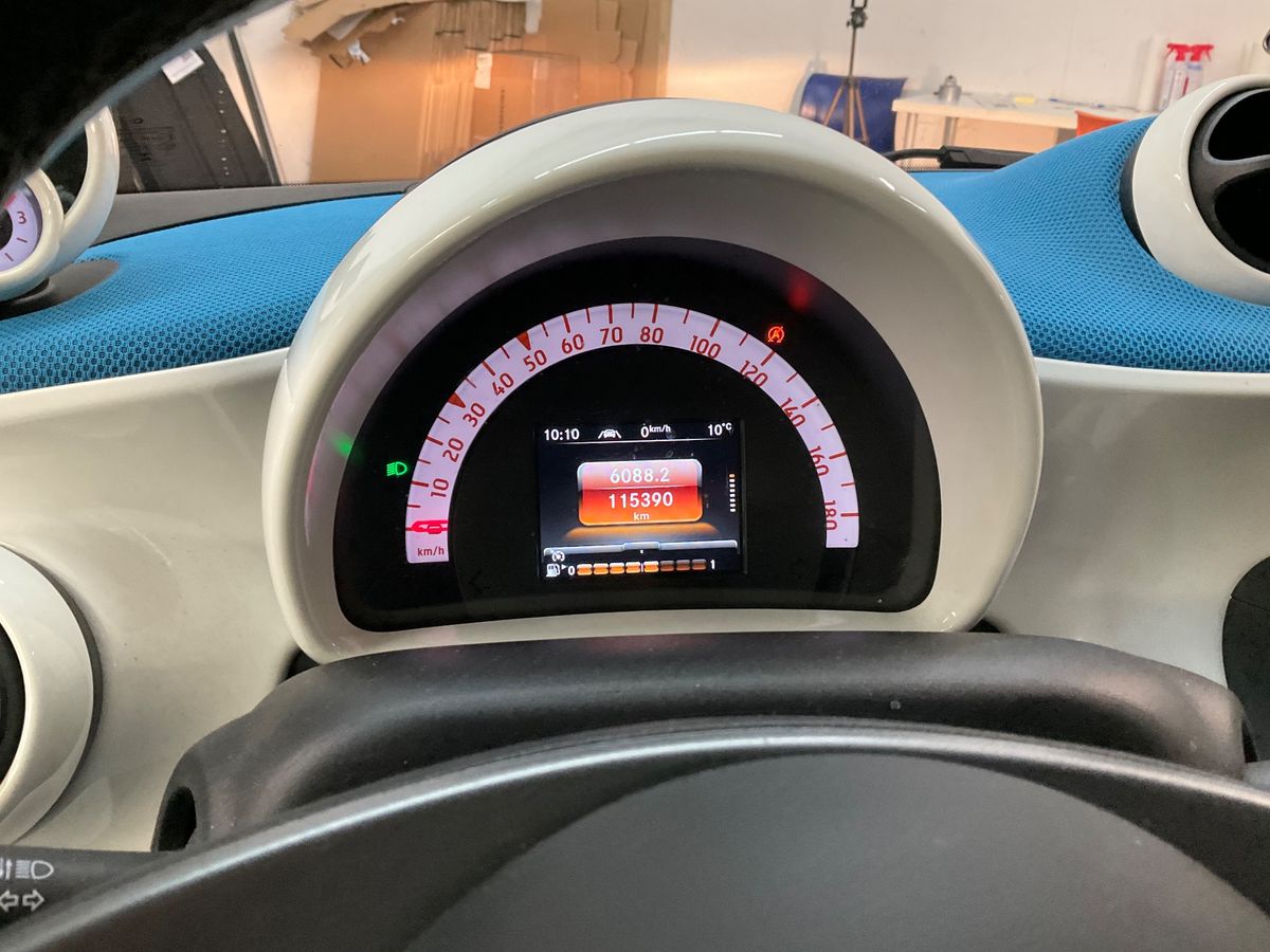 Smart fortwo 2015 — photo 19