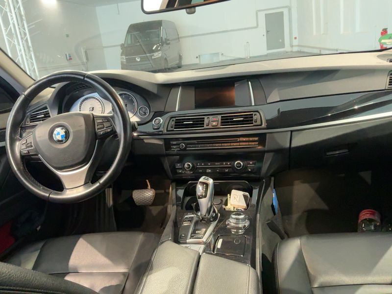 BMW 5er 530d — zdjęcie 12