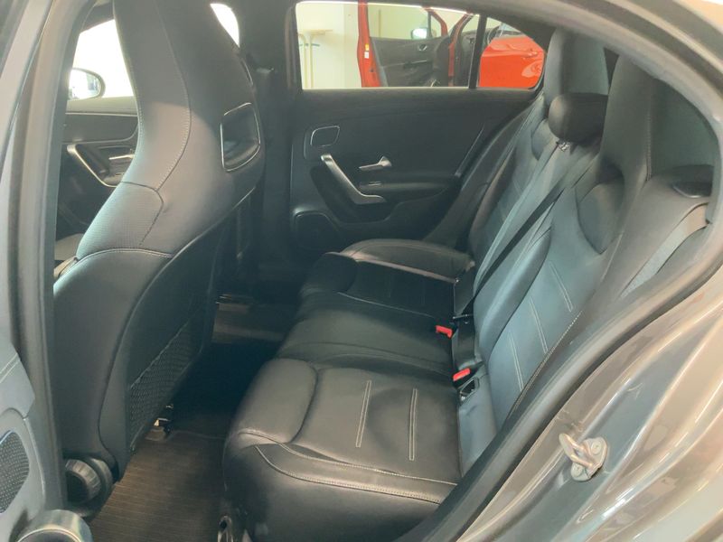 Mercedes-Benz A-Klasse A 200 — zdjęcie 14