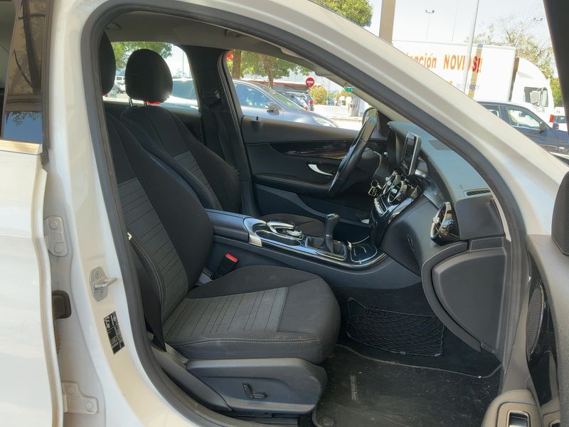 Mercedes-Benz C-Klasse C 220 d BlueTEC Avantgarde — zdjęcie 11