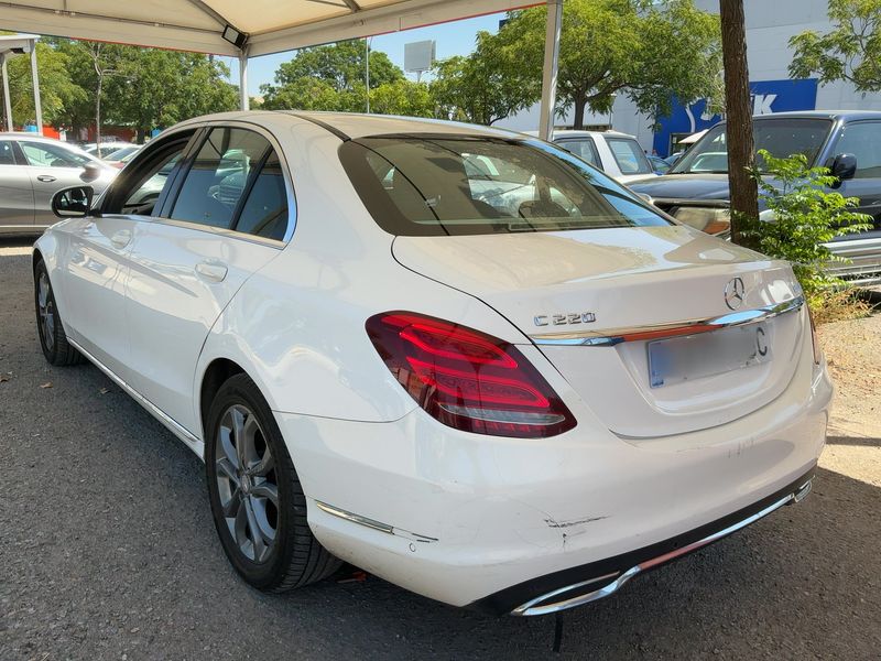 Mercedes-Benz C-Klasse C 220 d BlueTEC Avantgarde — zdjęcie 3