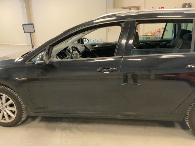 Volkswagen Golf VII 2.0 TDI Lounge BlueMotion Tech 2016 – снимка 4