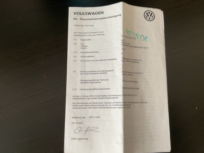 Volkswagen Golf VII 2.0 TDI Lounge BlueMotion Tech 2016 – снимка 21