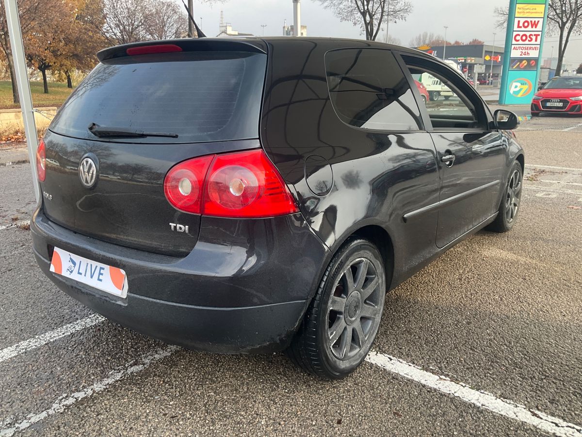 Volkswagen Golf V 1.9 TDI Sportline