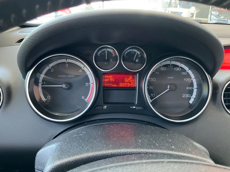 Peugeot 308 1.6 HDi Affaire Pack CD Clim 2012 – снимка 4