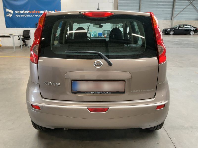 Nissan Note 1.6 Acenta — zdjęcie 5