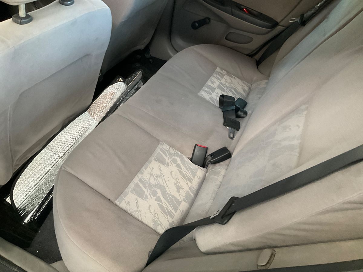 Nissan Almera 2002 — photo 8
