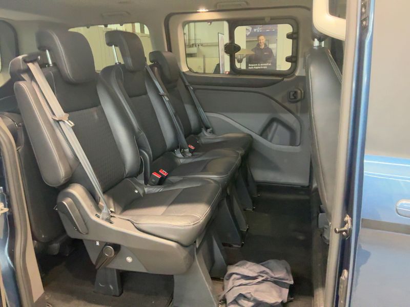 Ford Tourneo Custom 2.0 TDCi 310 L1 Sport — zdjęcie 14