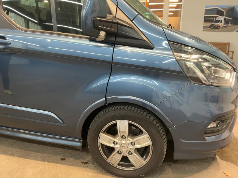 Ford Tourneo Custom 2.0 TDCi 310 L1 Sport — zdjęcie 8