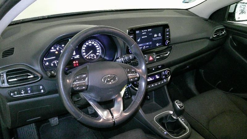 Hyundai i30 1.0 T-GDI Mild-Hybrid Klass — zdjęcie 9