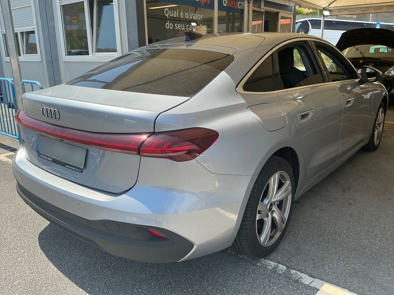 Audi A5 2.0 TDI Mild-Hybrid Business — zdjęcie 6