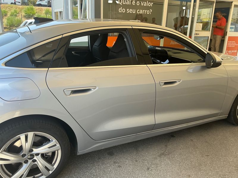 Audi A5 2.0 TDI Mild-Hybrid Business — zdjęcie 7