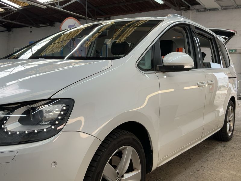 Volkswagen Sharan 2.0 TDI Highline BlueMotion Tech — zdjęcie 2