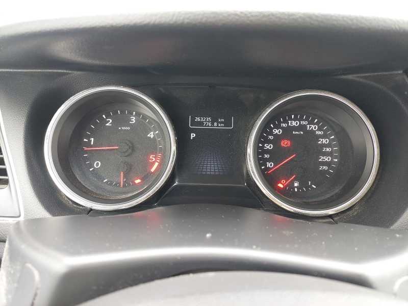 Renault Latitude 2.0 dCi Initiale photo Renault Latitude 2.0 dCi Initiale