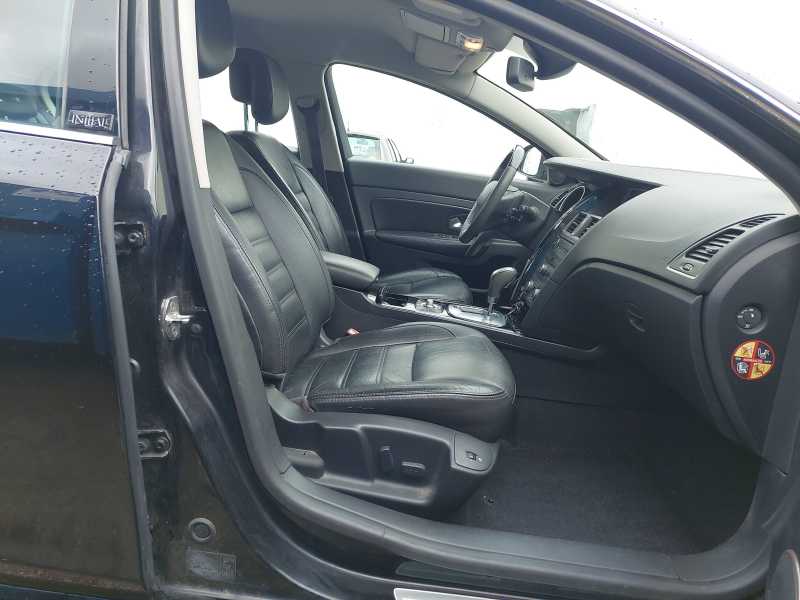Renault Latitude 2.0 dCi Initiale photo Renault Latitude 2.0 dCi Initiale