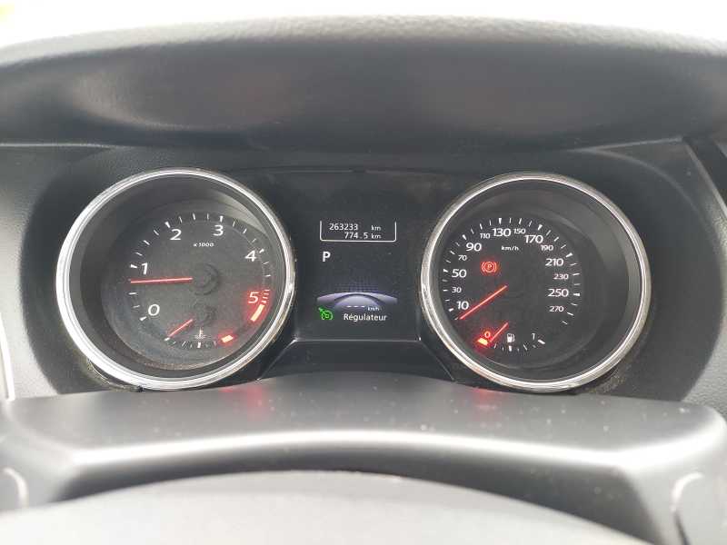 Renault Latitude 2.0 dCi Initiale photo Renault Latitude 2.0 dCi Initiale