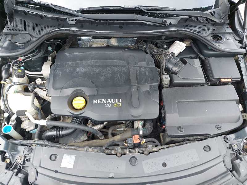 Renault Latitude 2.0 dCi Initiale photo Renault Latitude 2.0 dCi Initiale
