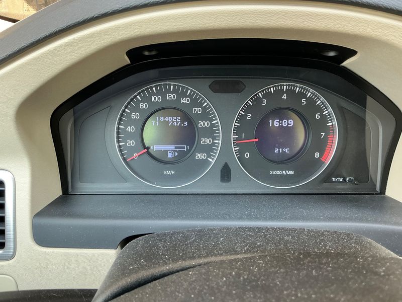 Volvo V70 2.0 F DRIVe Momentum — zdjęcie 13