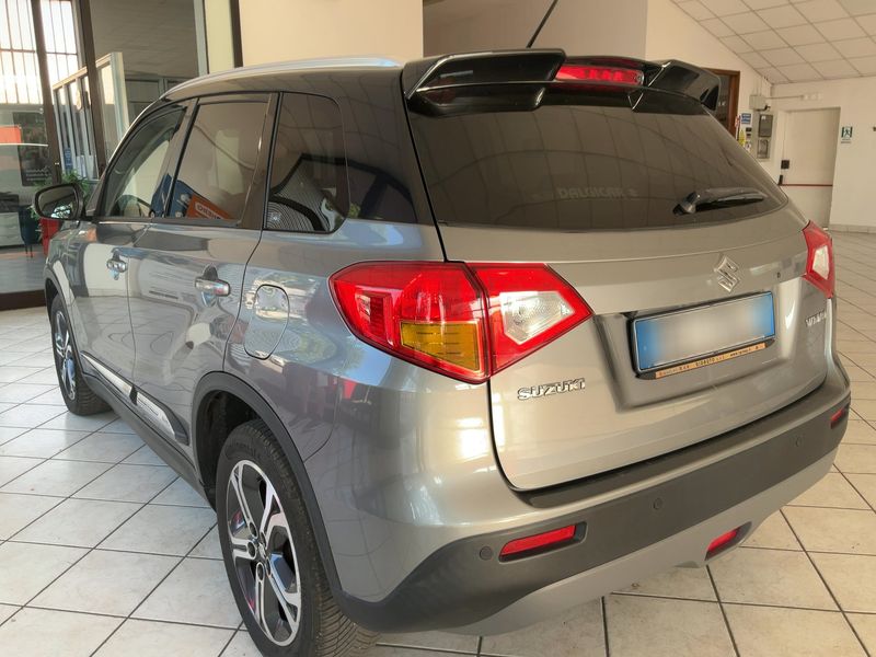 Suzuki Vitara 1.6 V-Top 4x2 — zdjęcie 3