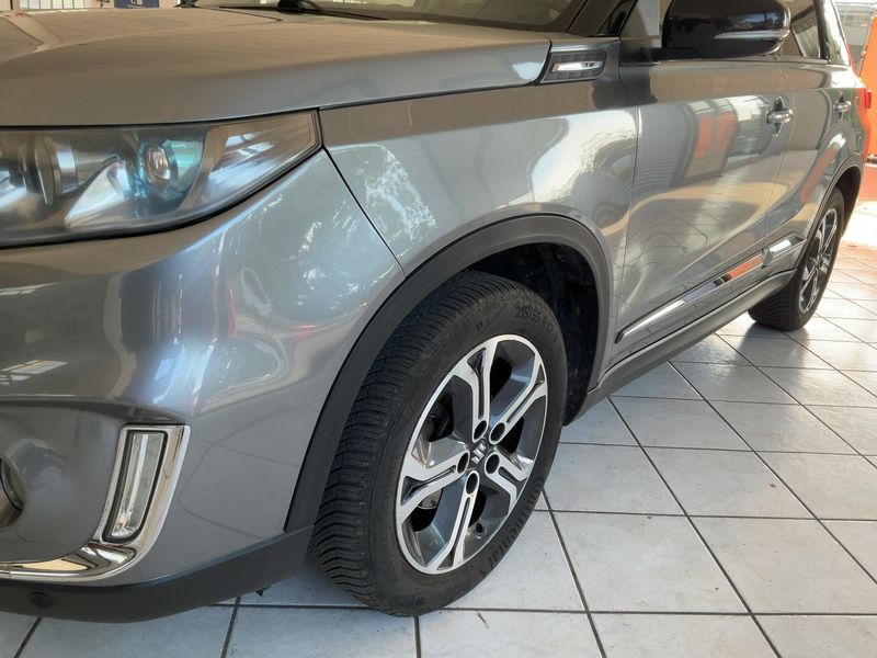 Suzuki Vitara 1.6 V-Top 4x2 — zdjęcie 2
