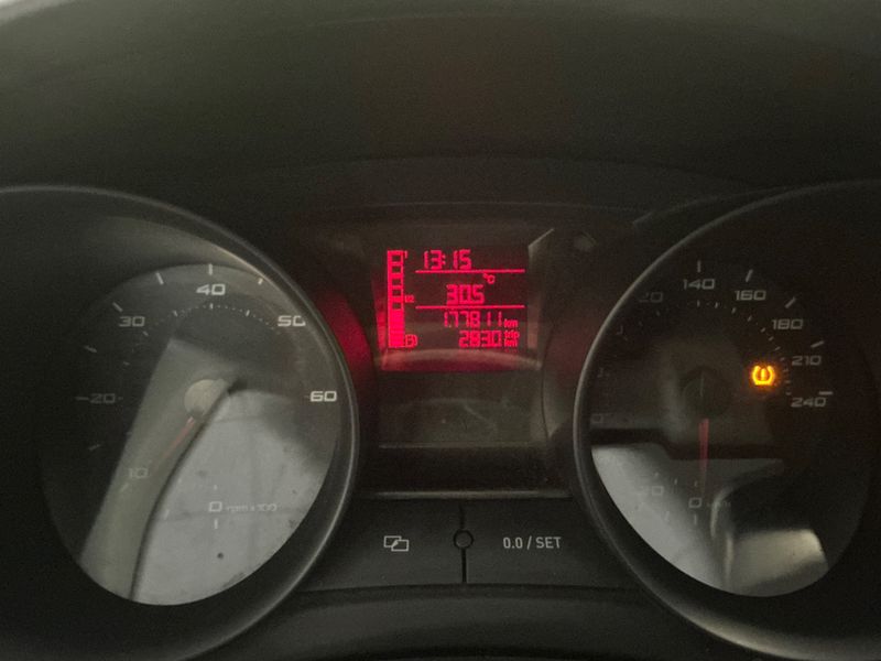 Seat Ibiza 1.2 TDI Reference 2011 – снимка 4