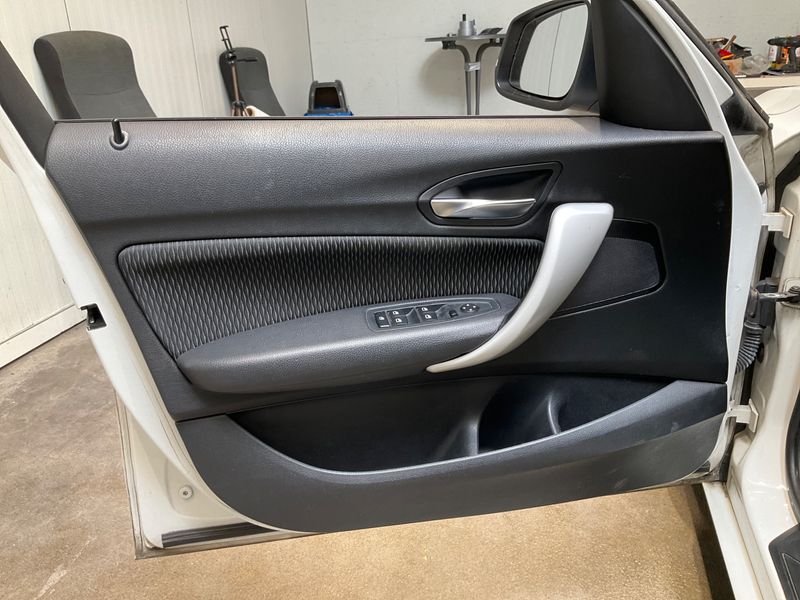 BMW 1er 118d 2012 – снимка 33