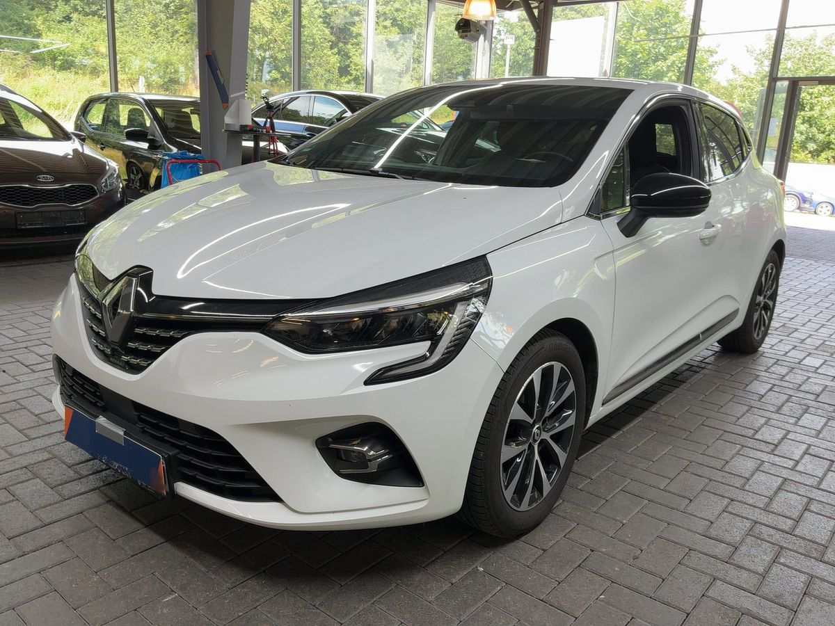 Renault Clio 2023