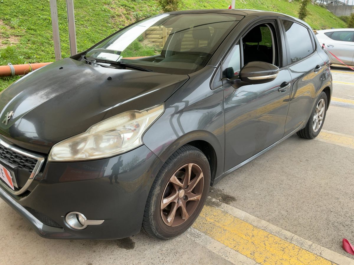 Peugeot 208 d'occasion