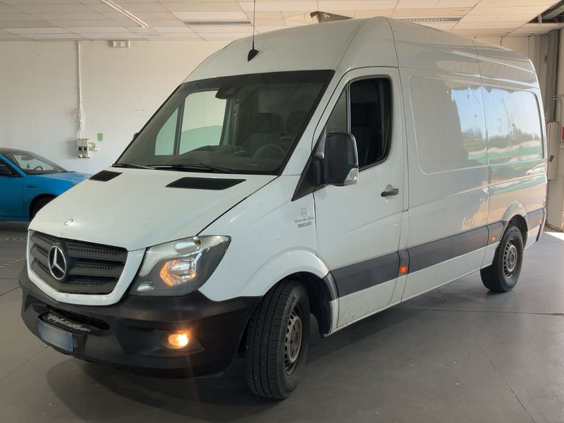 Mercedes-Benz Sprinter 319 CDI — zdjęcie 2