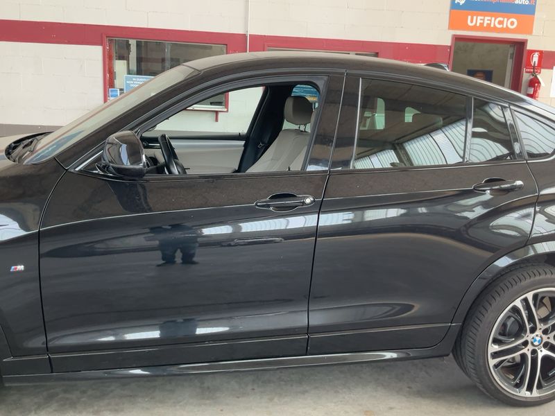 BMW X4 xDrive 20d — zdjęcie 4